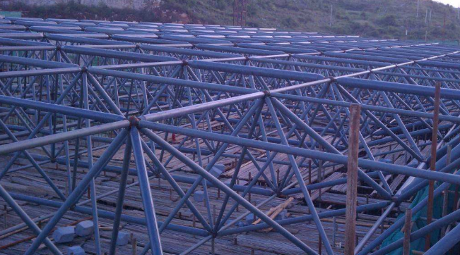 砀山概述网架加工中对钢材的质量的过细恳求